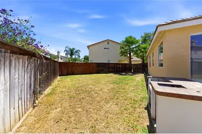 26121 Bogoso, Moreno Valley, CA 92555 - Photo 34