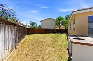 26121 Bogoso, Moreno Valley, CA 92555 - Photo 34