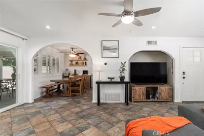 5717 N Hanlin, Azusa, CA 91702 - Photo 8