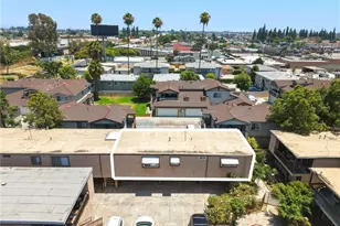 9312 Palm St, Bellflower, CA 90706 - Photo 32