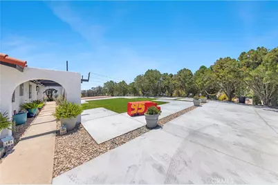 31050 Bedford, Redlands, CA 92373 - Photo 62