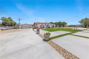 31050 Bedford, Redlands, CA 92373 - Photo 2