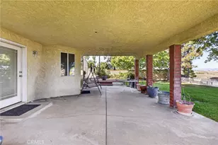 6727 Hawkley Dr, Riverside, CA 92506 - Photo 38