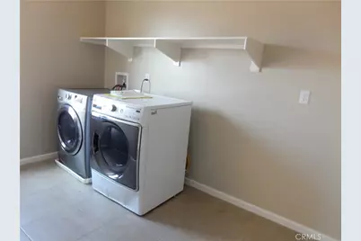 460 N Pinewood, Rialto, CA 92376 - Photo 24