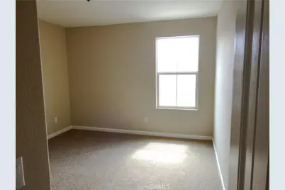 460 N Pinewood, Rialto, CA 92376 - Photo 18