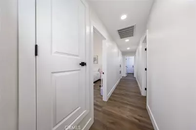 1370 Edgefield, Upland, CA 91786 - Photo 12