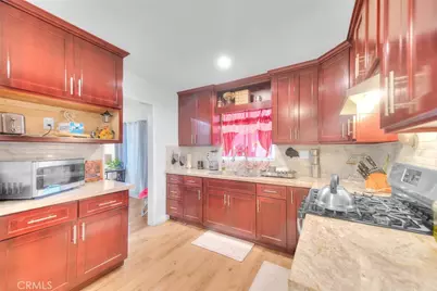 17788 San Bernardino, Fontana, CA 92335 - Photo 8
