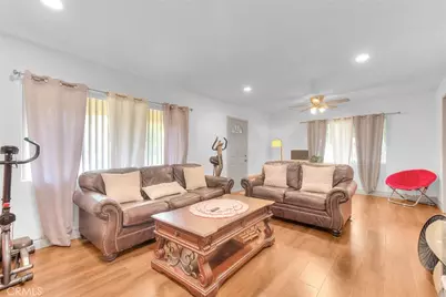 17788 San Bernardino, Fontana, CA 92335 - Photo 12