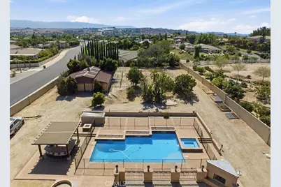 17731 Glen Hollow, Riverside, CA 92504 - Photo 2