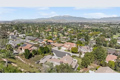 1240 San Cristobal Dr, Riverside, CA 92506 - Photo 14