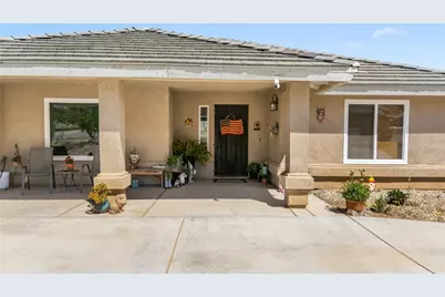 16209 Serrano Road, Apple Valley, CA 92307 - Photo 6