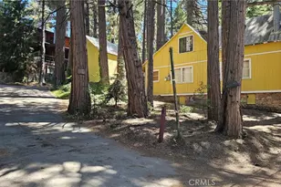 31858 Hollow Way, Running Springs, CA 92382 - Photo 14