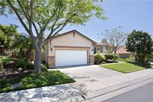 27617 Bottle Brush, Murrieta, CA 92562 - Photo 2