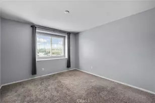 12352 Osprey Ln, Victorville, CA 92392 - Photo 10