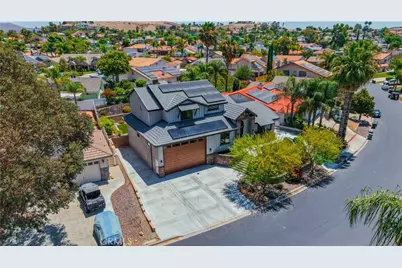 29800 Redwood Drive, Canyon Lake, CA 92587 - Photo 2