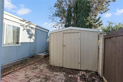 19078 Monterey, Hesperia, CA 92345 - Photo 18
