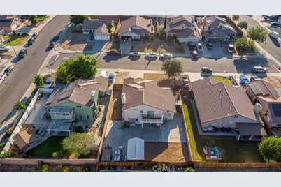 9041 Berkeley, Hesperia, CA 92344 - Photo 6