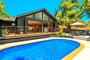 32 W Las Flores Dr, Altadena, CA 91001 - Photo 16