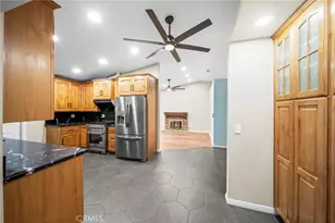 235 Laurelwood Ln, Lake Elsinore, CA 92530 - Photo 10