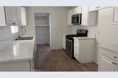 6271 Coronado, Long Beach, CA 90805 - Photo 2