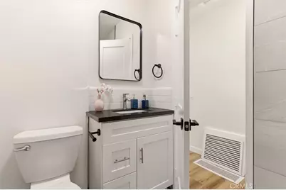 2155 Euclid Avenue, Long Beach, CA 90815 - Photo 16