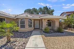 18015 Wildwood, Victorville, CA 92395 - Photo 4