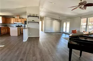 31361 Murrieta, Menifee, CA 92584 - Photo 16