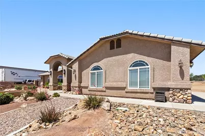 8079 Mira Mar Road, Phelan, CA 92371 - Photo 4