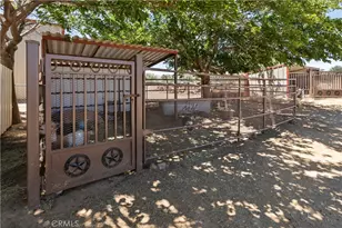 8079 Mira Mar Rd, Phelan, CA 92371 - Photo 34