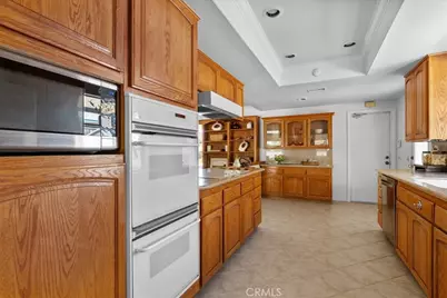 5553 Peacock Lane, Riverside, CA 92505 - Photo 20