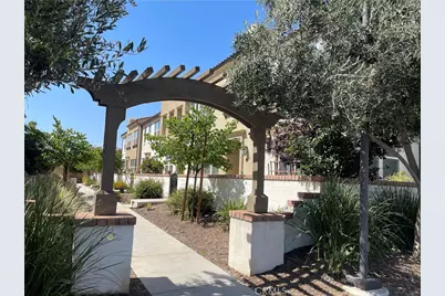 3305 E Midsummer Privado #4, Ontario, CA 91762 - Photo 6