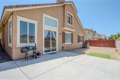 1895 Silver Drop Ln, Hemet, CA 92545 - Photo 44