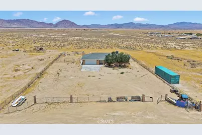 32480 Wren, Lucerne Valley, CA 92356 - Photo 40