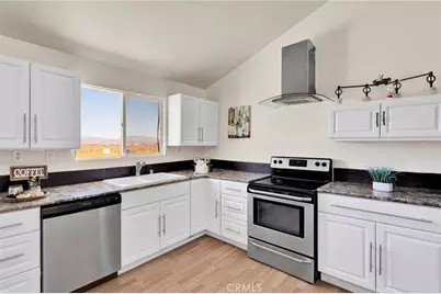 32480 Wren, Lucerne Valley, CA 92356 - Photo 14