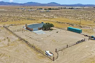 32480 Wren, Lucerne Valley, CA 92356 - Photo 52
