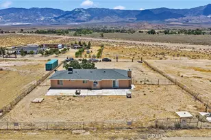 32480 Wren, Lucerne Valley, CA 92356 - Photo 38