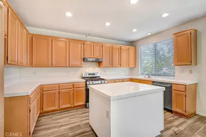 1051 Winthrop Drive, Corona, CA 92882 - Photo 8