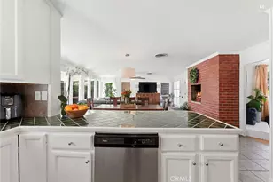 4374 Ramona Dr, Riverside, CA 92506 - Photo 14