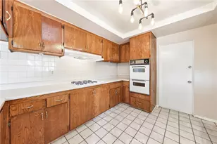 2230 Deerpark Dr, Fullerton, CA 92381 - Photo 14