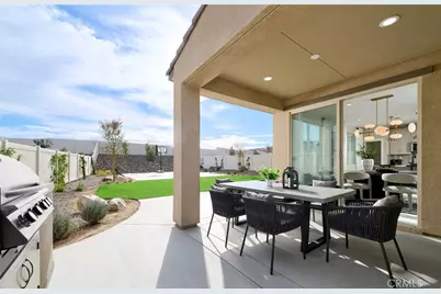 4304 Ladrillo Street, Lake Elsinore, CA 92530 - Photo 2