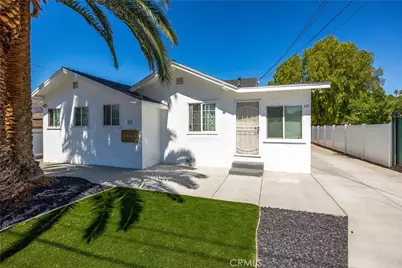 111 S South Lindsay Street, Lake Elsinore, CA 92530 - Photo 18