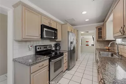 3719 Tahoe Court, Riverside, CA 92506 - Photo 12