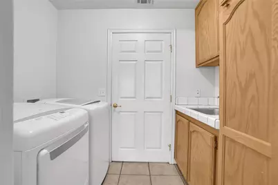 17885 Vista Point, Victorville, CA 92395 - Photo 42