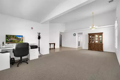 17885 Vista Point, Victorville, CA 92395 - Photo 10