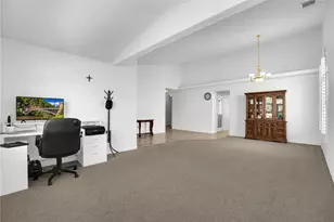 17885 Vista Point, Victorville, CA 92395 - Photo 10