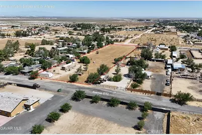 9157 E Avenue S-10, Littlerock, CA 93543 - Photo 16