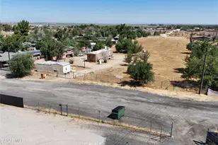 9157 E Ave S-10, Littlerock, CA 93543 - Photo 2