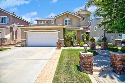 72 Newburn Court, Beaumont, CA 92223 - Photo 2
