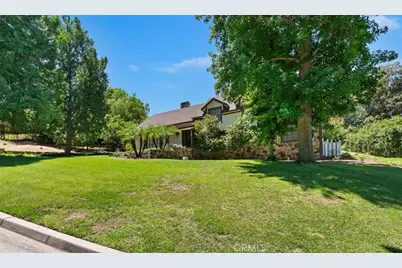 2154 Gainsborough, Riverside, CA 92506 - Photo 4