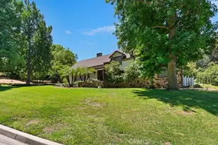 2154 Gainsborough, Riverside, CA 92506 - Photo 4
